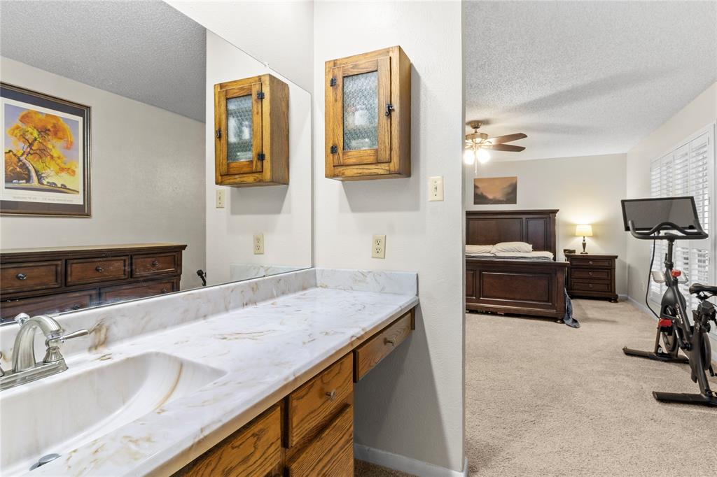 4 Circle Drive Property Photo 20