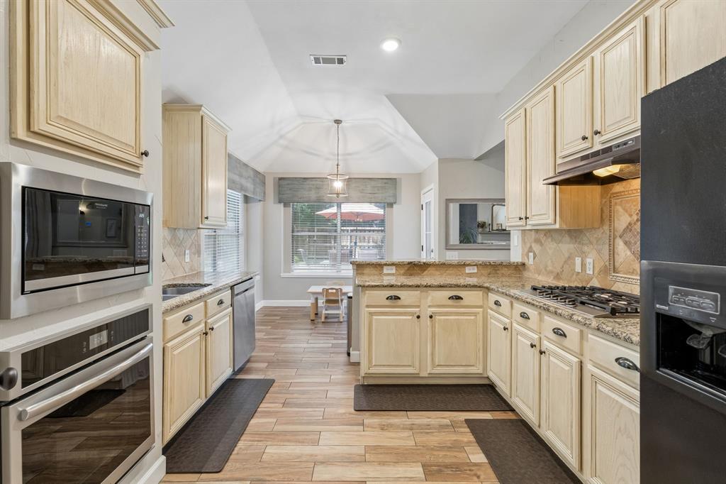 5912 Berkshire Road Property Photo 10
