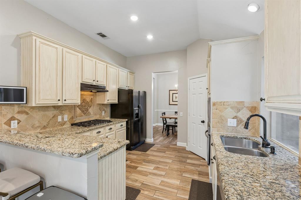 5912 Berkshire Road Property Photo 11