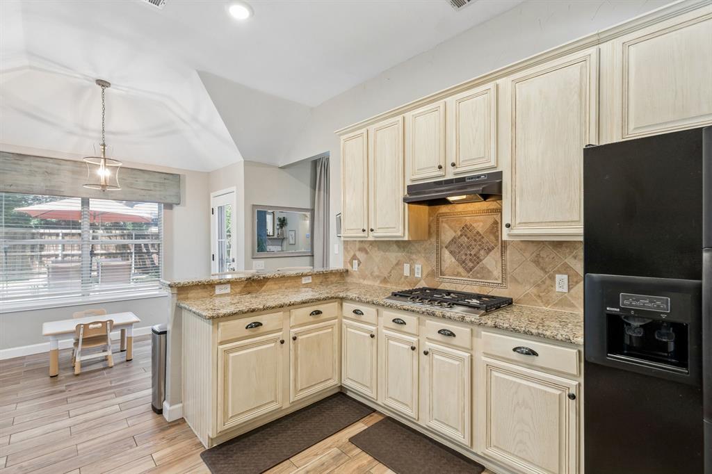 5912 Berkshire Road Property Photo 12