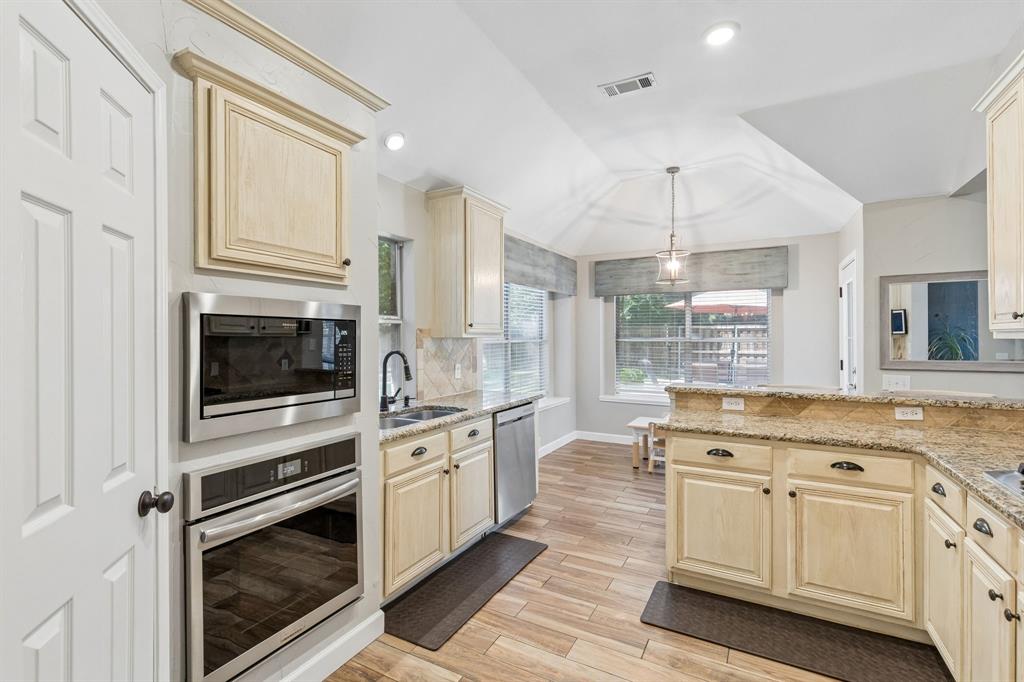 5912 Berkshire Road Property Photo 13