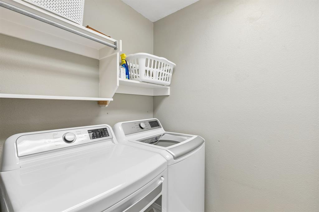 5912 Berkshire Road Property Photo 25