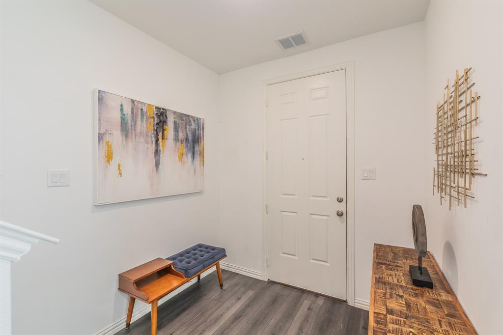 7535 Millingston Road Property Photo 3