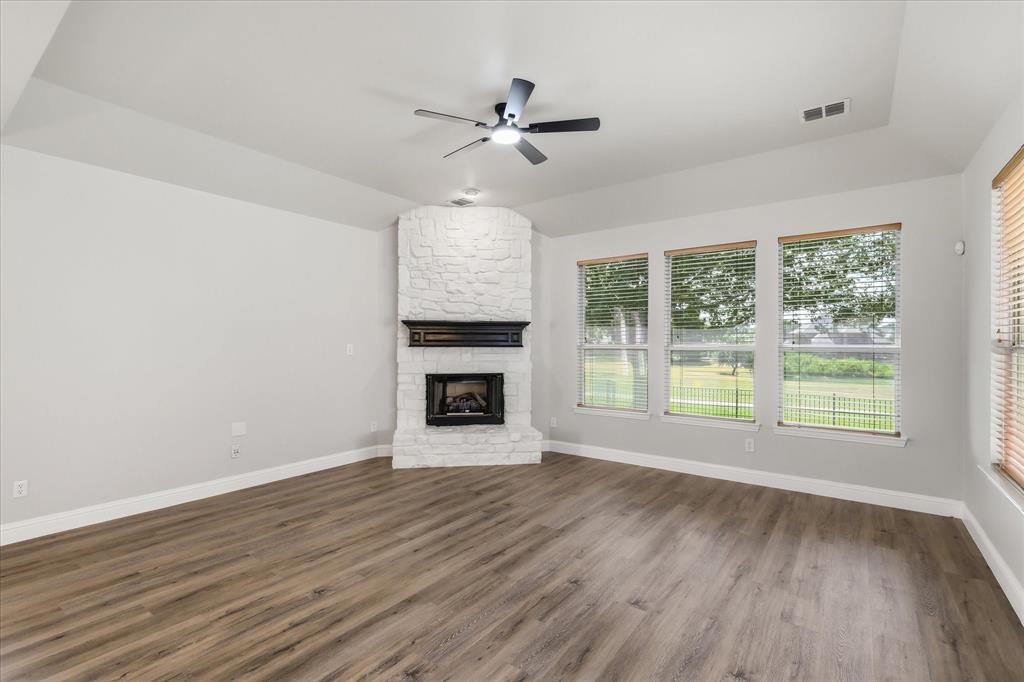 1581 Meadows Avenue Property Photo 9