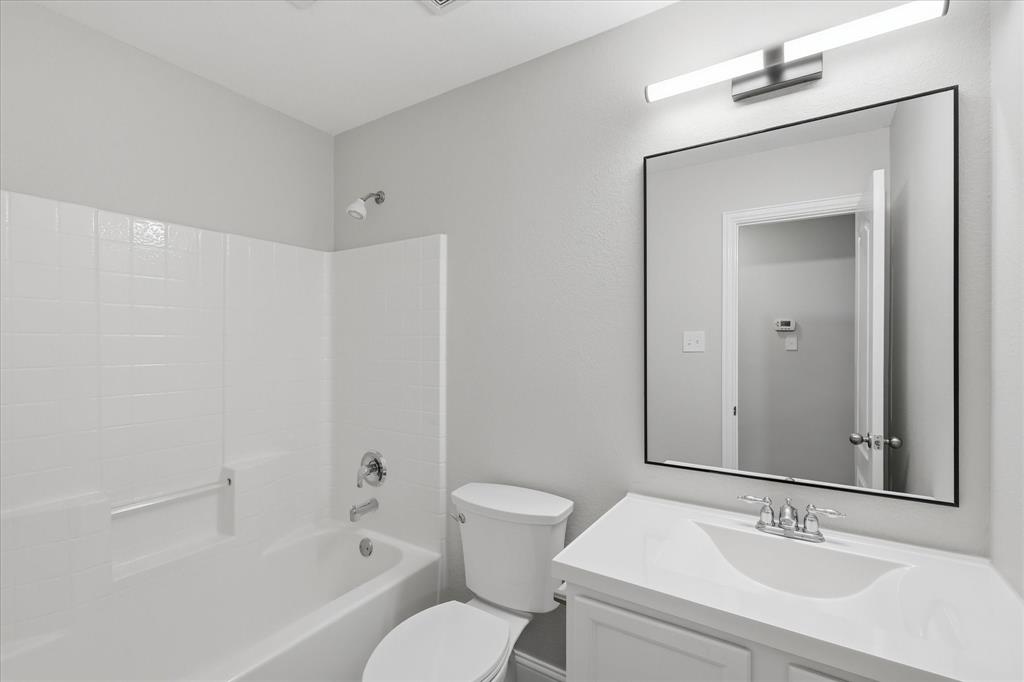 1581 Meadows Avenue Property Photo 21