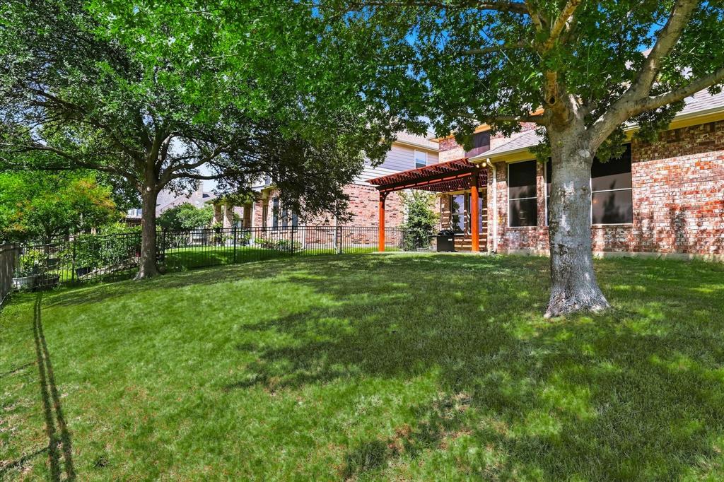 1581 Meadows Avenue Property Photo 28