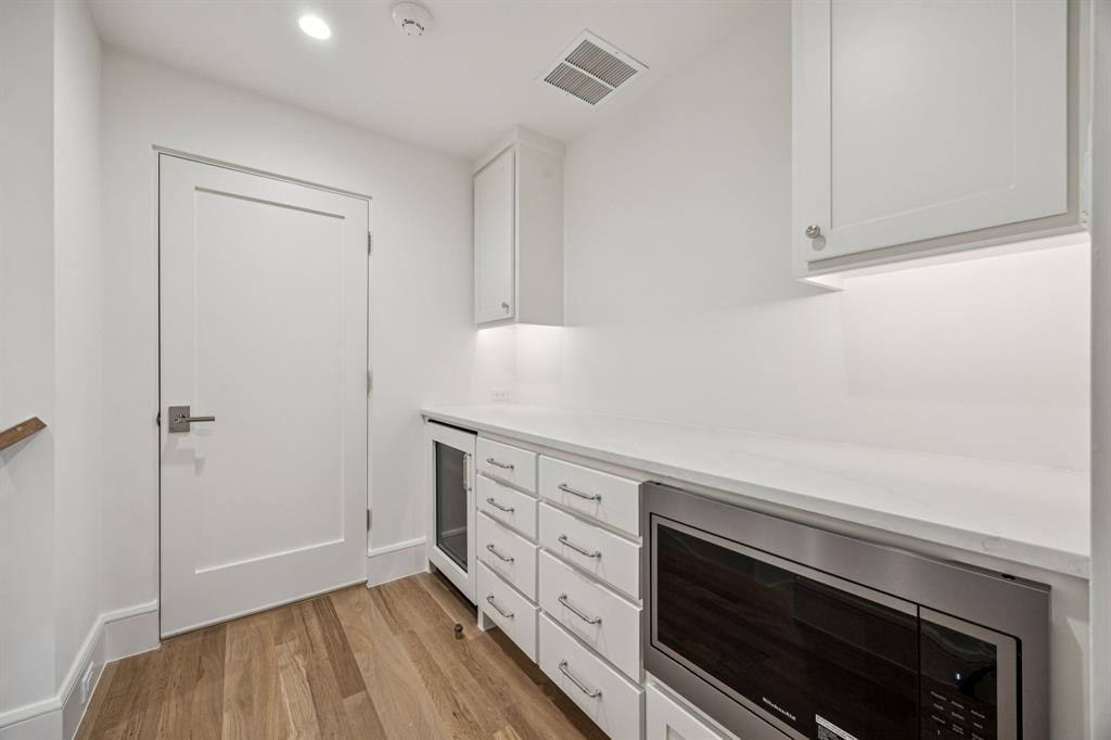 3744 Stanford Avenue Property Photo 33
