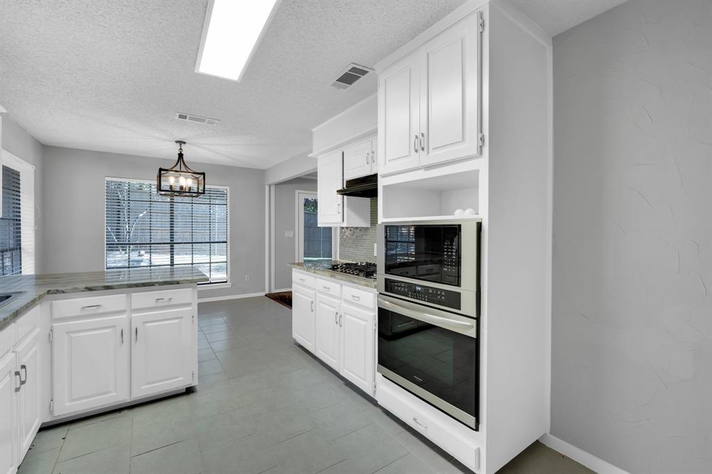 5717 Stage Line Court Property Photo 7