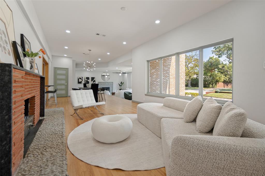515 Aqua Drive Property Photo 4
