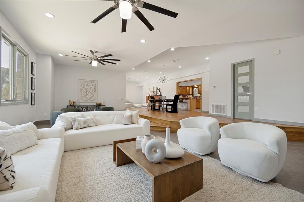 515 Aqua Drive Property Photo 12