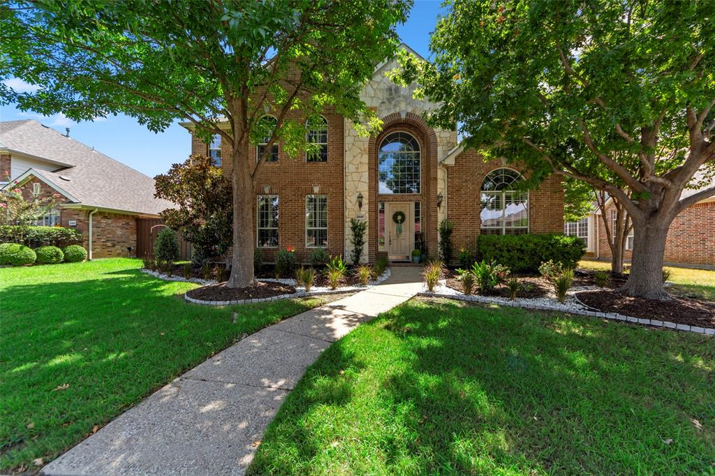 2447 Blackstone Drive Property Photo 1