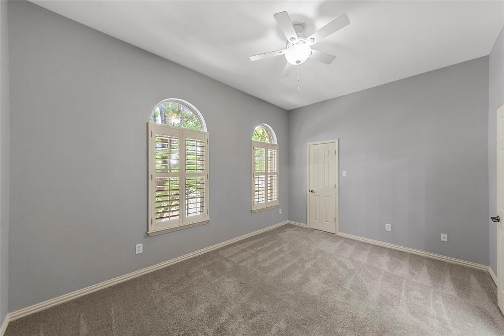 2447 Blackstone Drive Property Photo 24
