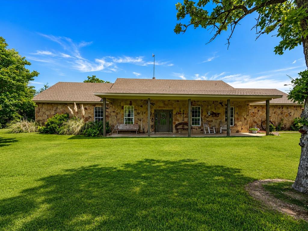 426 County Road 3435 Property Photo 1