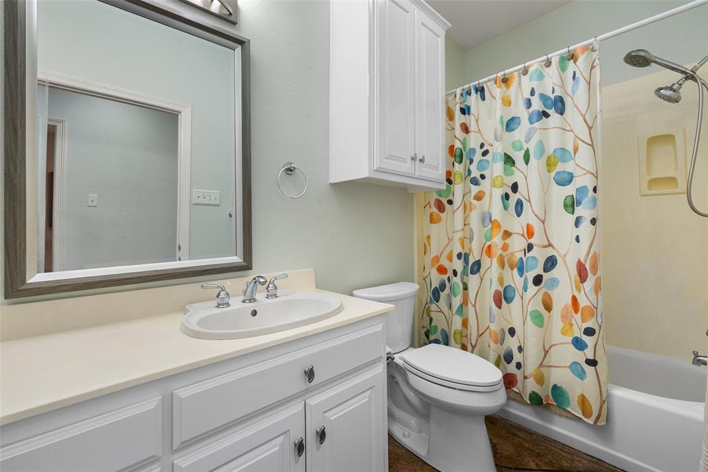 8903 Ravenswood Road Property Photo 21