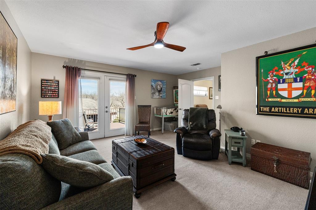 8903 Ravenswood Road Property Photo 27