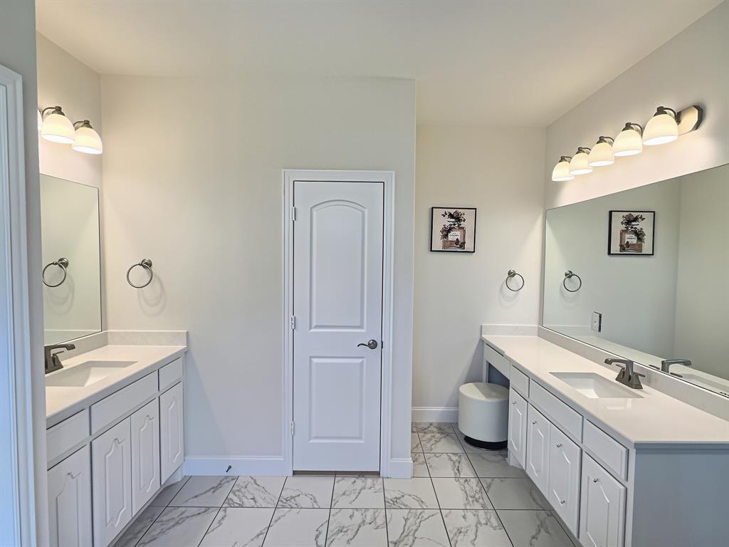 539 Curtiss Drive Property Photo 20