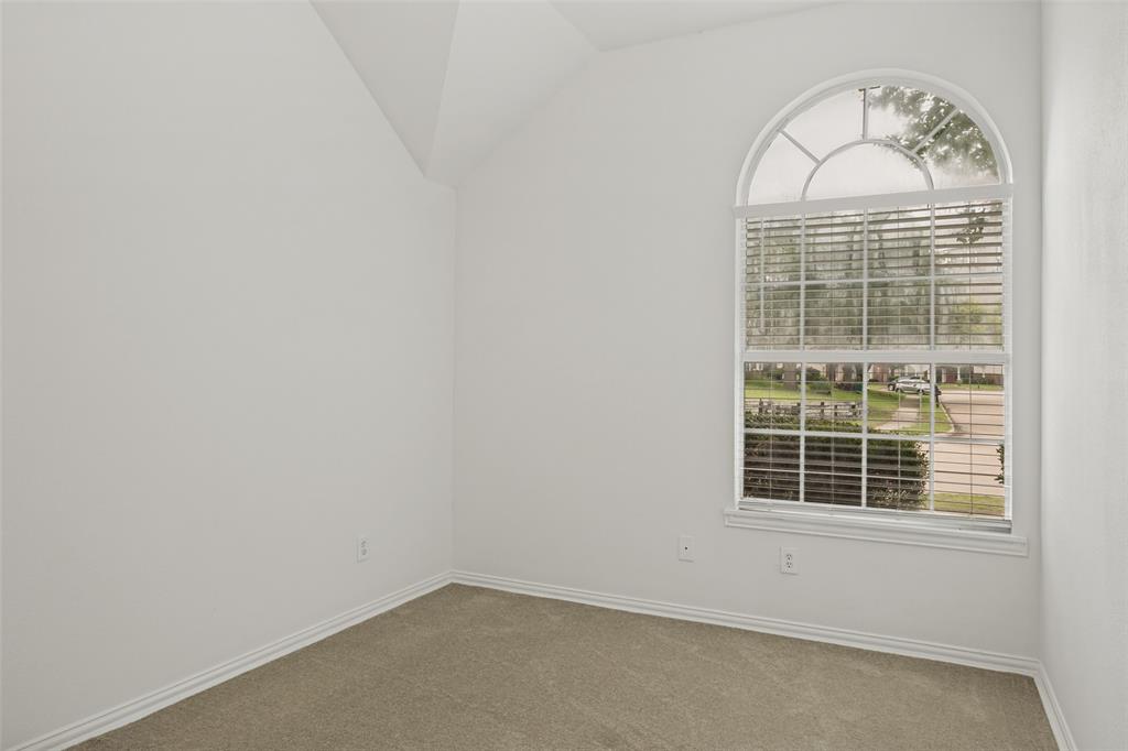 2028 Ravenhurst Drive Property Photo 15