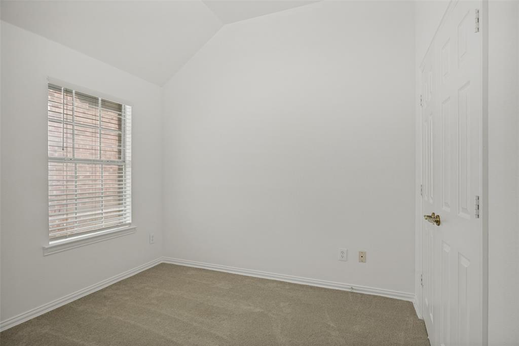 2028 Ravenhurst Drive Property Photo 17