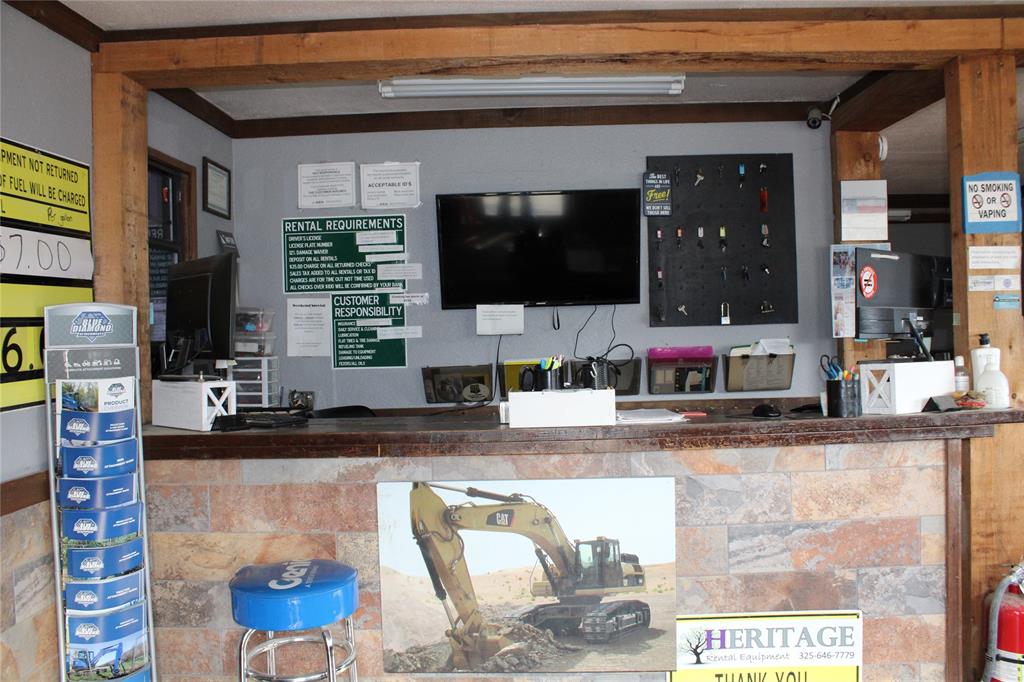 1100 Riverside Property Photo 9