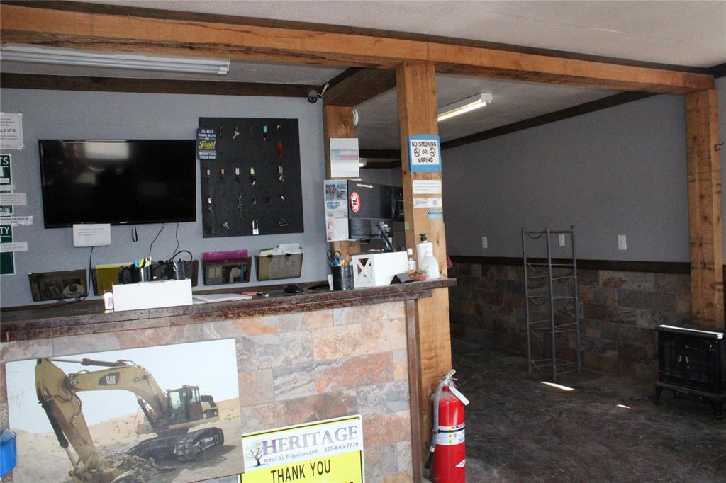 1100 Riverside Property Photo 13