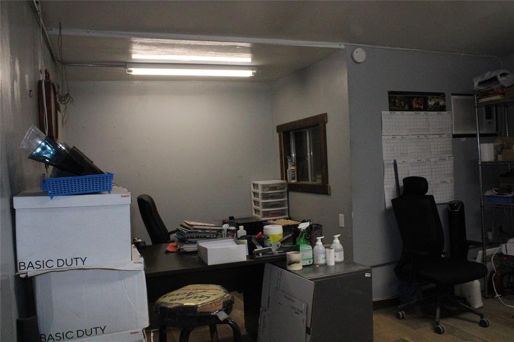 1100 Riverside Property Photo 23