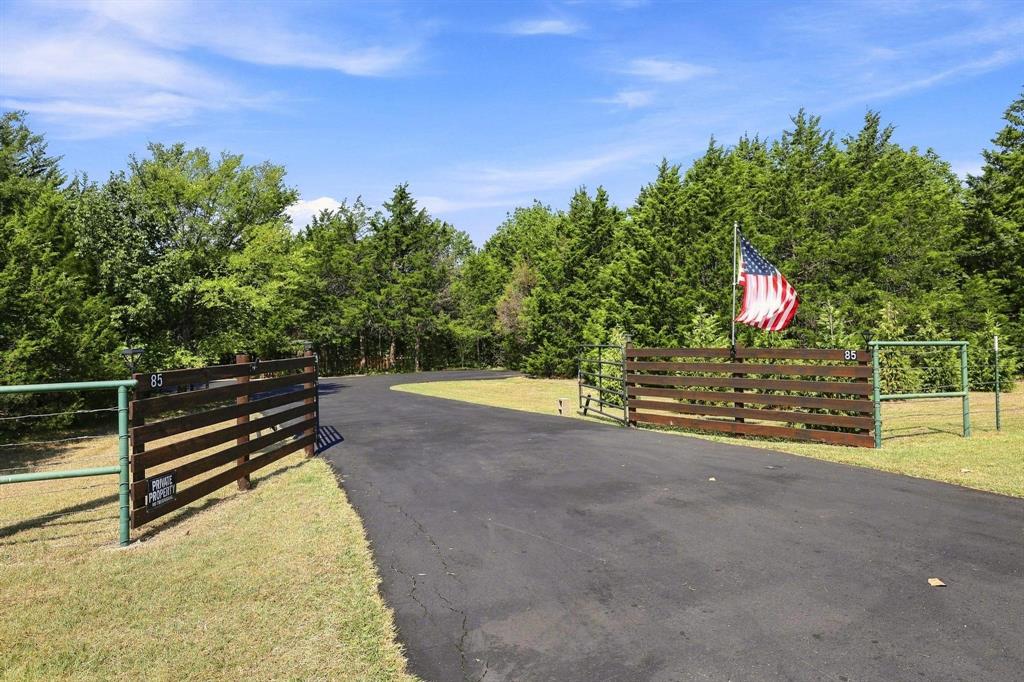 85 County Road Property Photo 5