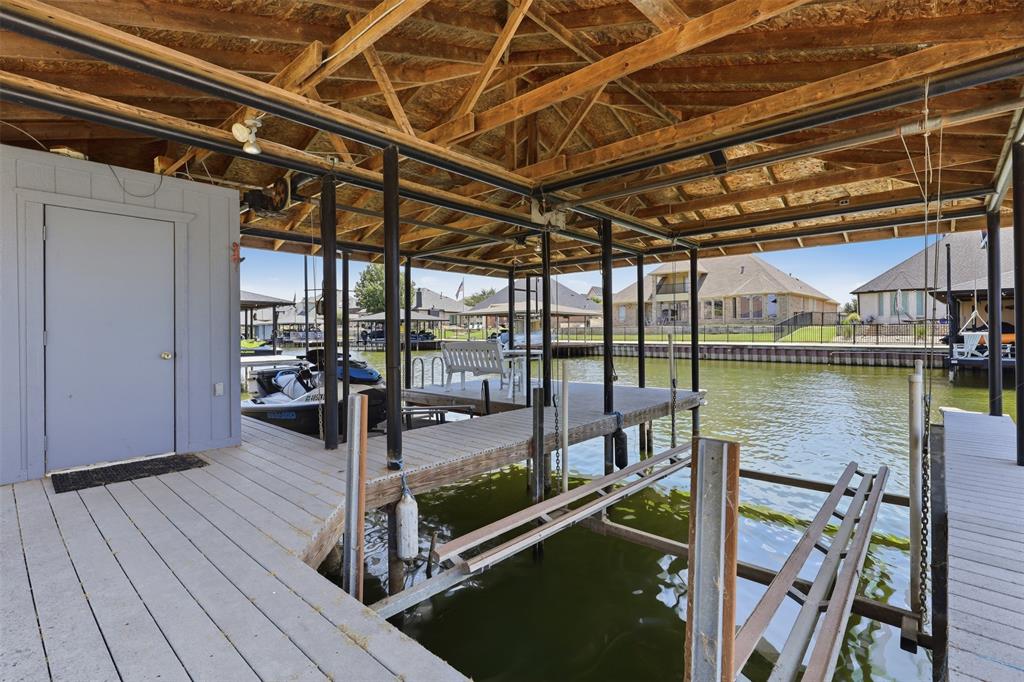 2606 Waters Edge Drive Property Photo 39