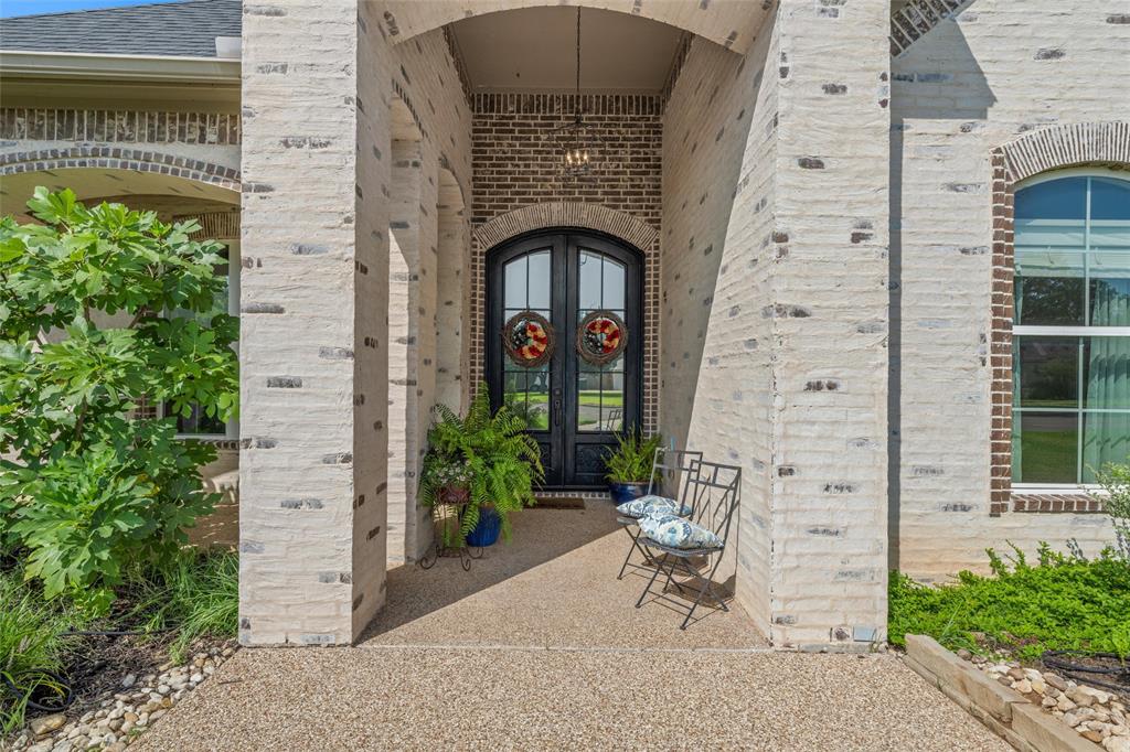 8305 Jonquil Drive Property Photo 3