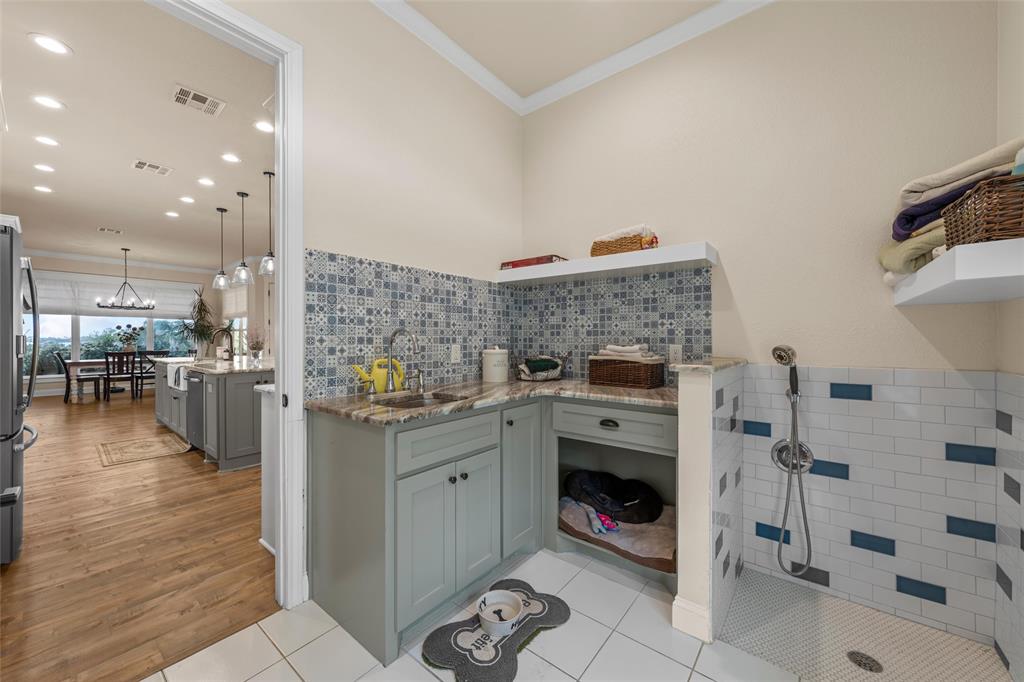 8305 Jonquil Drive Property Photo 14