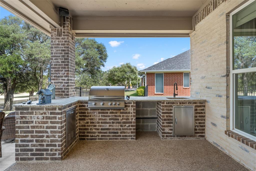 8305 Jonquil Drive Property Photo 32