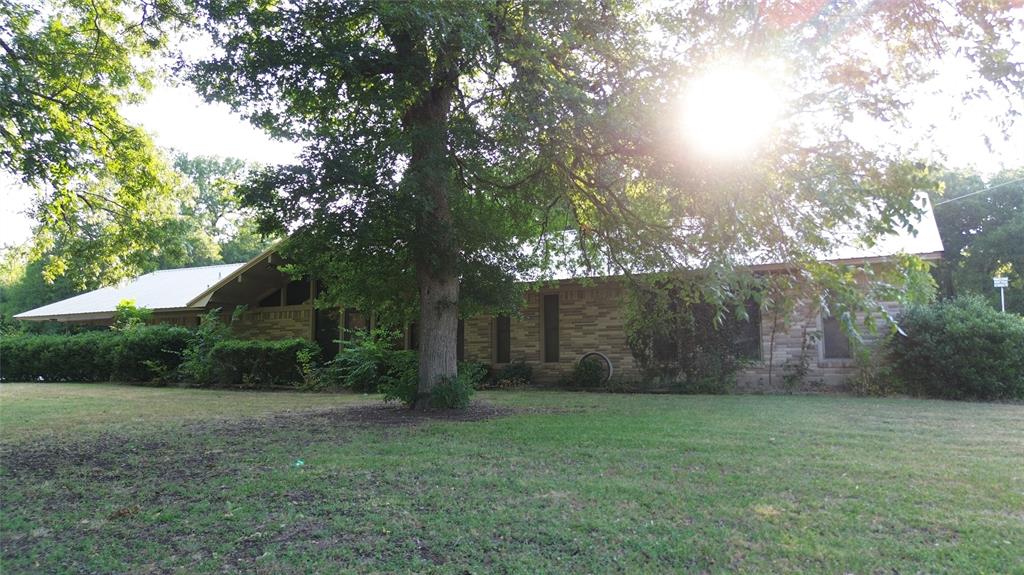 181 Fm 373 Property Photo 1