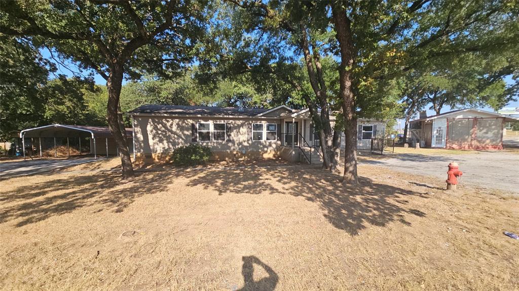 100 Live Oak Street Property Photo 1