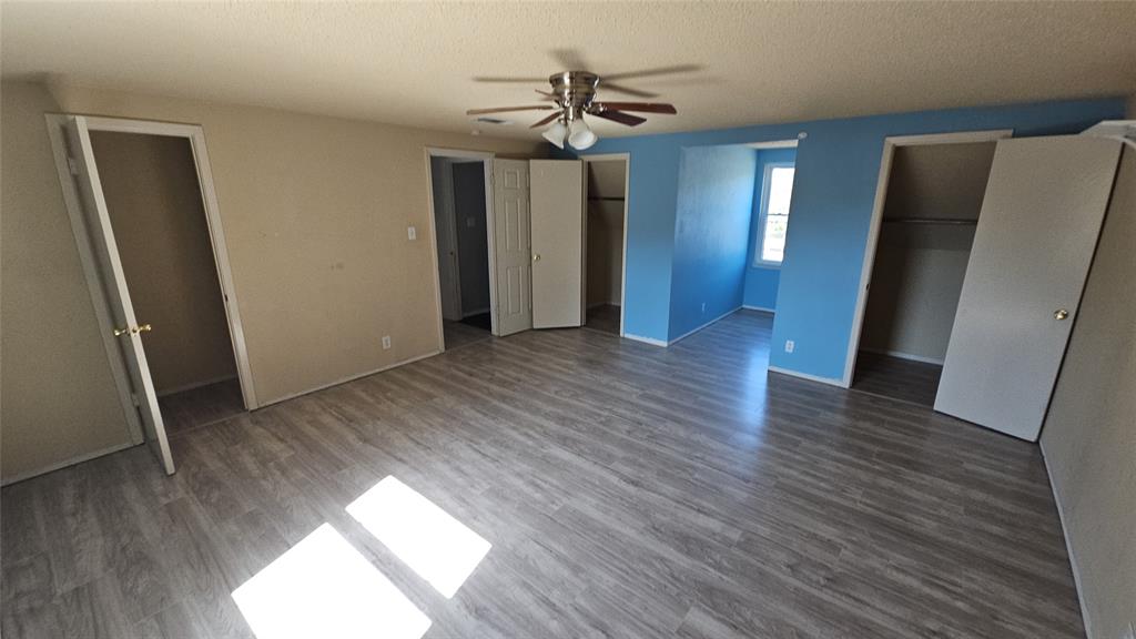 833 James Street Property Photo 37