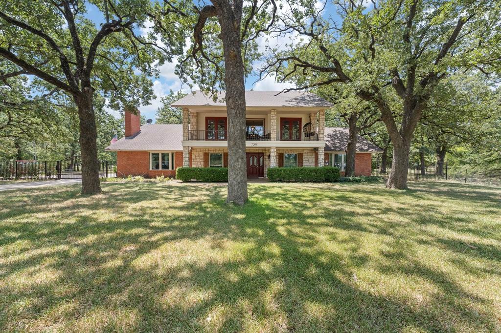 7208 E County Road 405 Property Photo 2