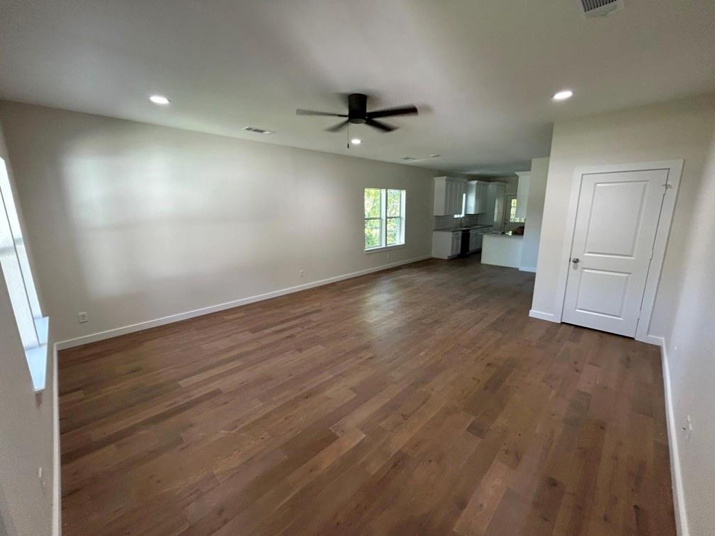 622 E Woodard Street Property Photo 5