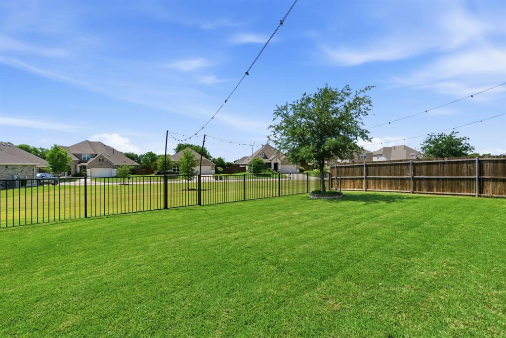 1101 Pinnacle Breeze Drive Property Photo 32