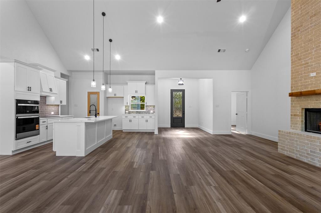 5609 Thousand Oaks Drive Property Photo 12
