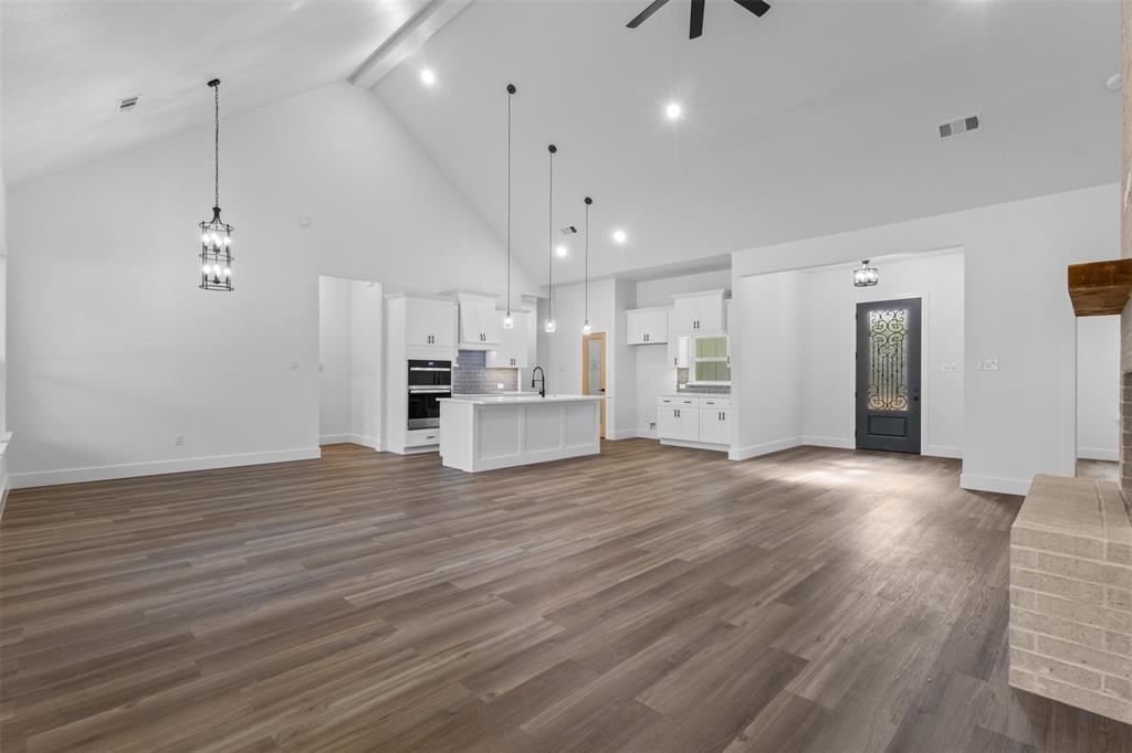 5609 Thousand Oaks Drive Property Photo 13