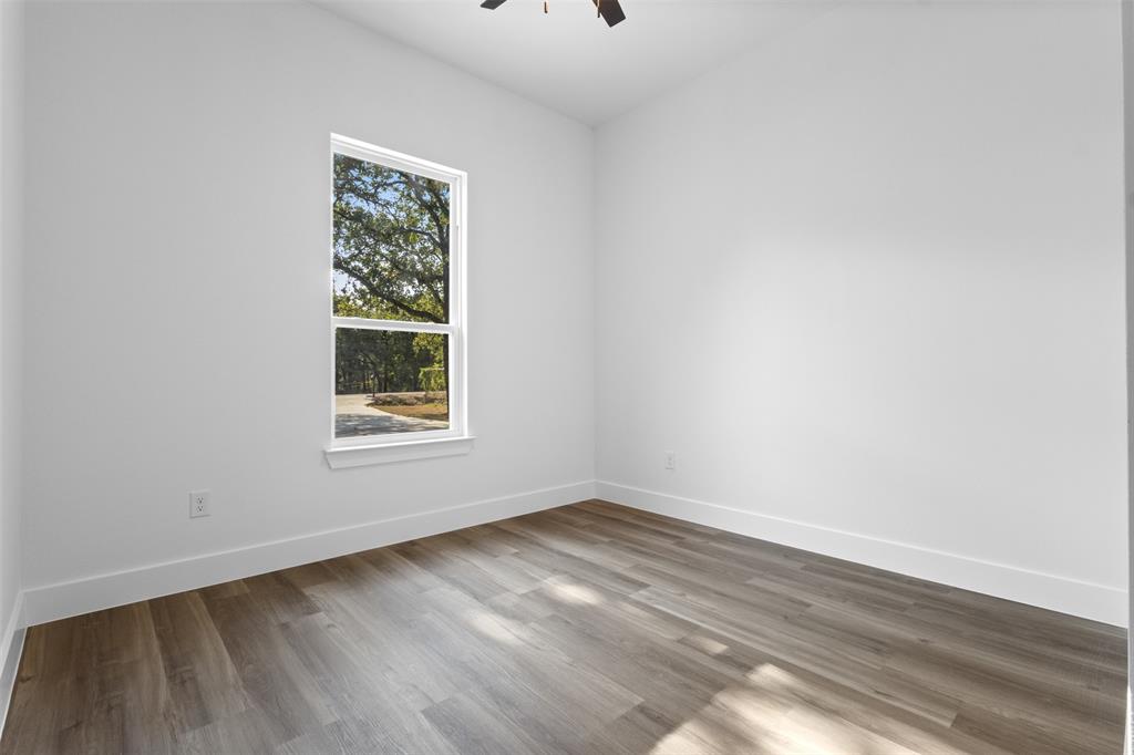 5609 Thousand Oaks Drive Property Photo 17