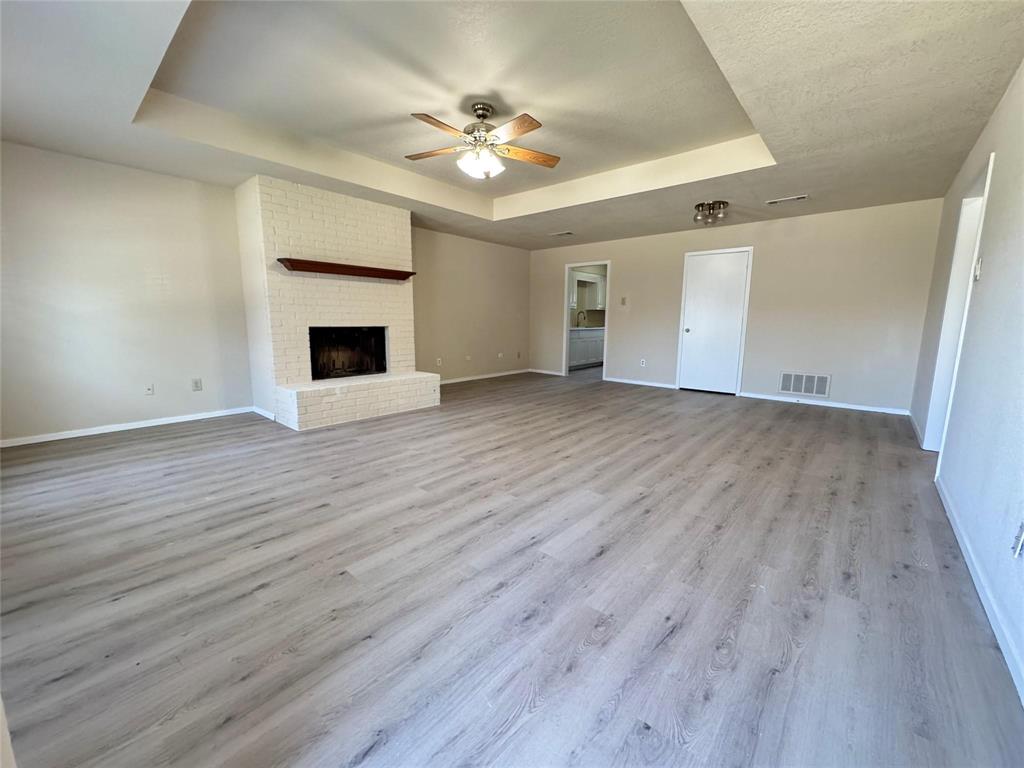 528 Post Oak Lane Property Photo 7