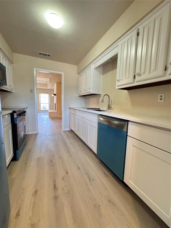 528 Post Oak Lane Property Photo 12