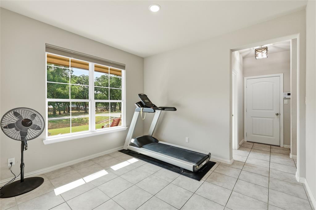 1212 County Road 4797 Property Photo 6