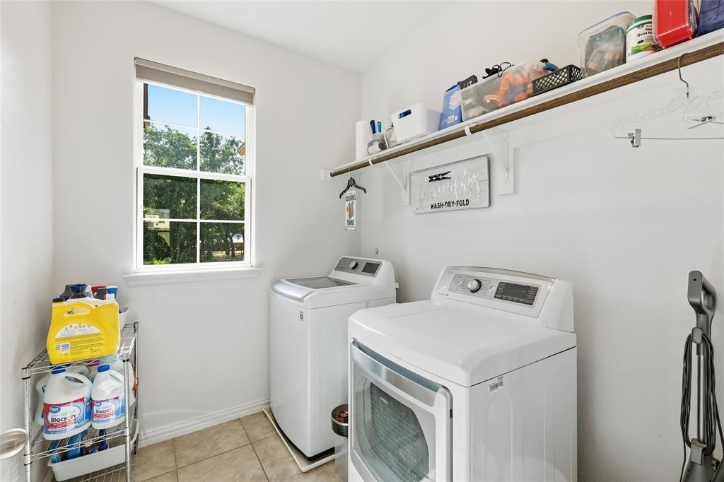 1212 County Road 4797 Property Photo 21