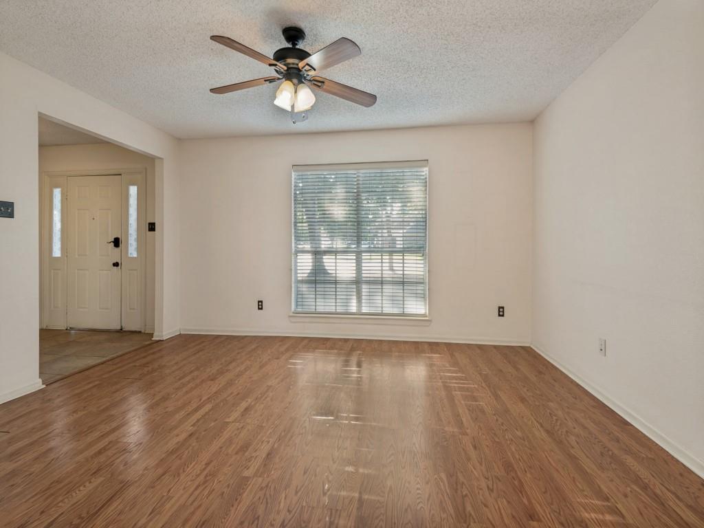 606 Berkley Drive Property Photo 12