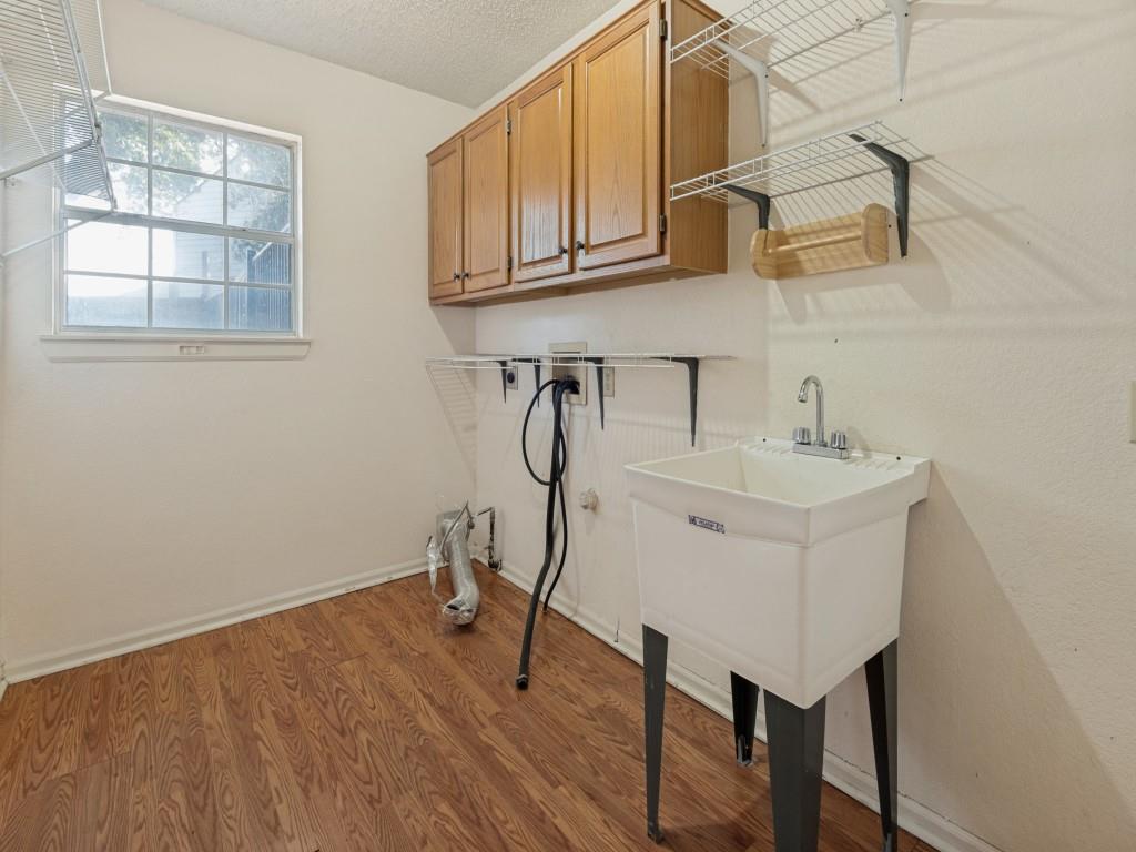 606 Berkley Drive Property Photo 15