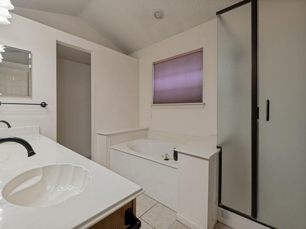 606 Berkley Drive Property Photo 22