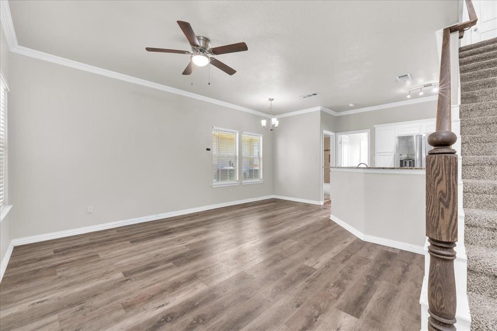 1523 Cozy Drive Property Photo 4