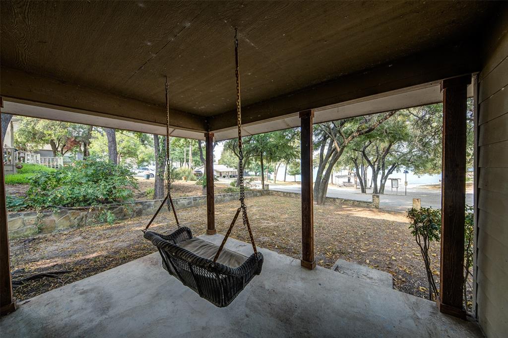 259 Dock Street Property Photo 3