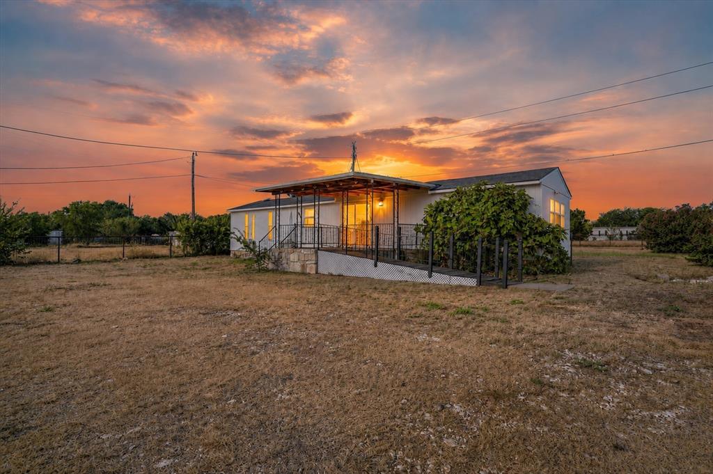 3205 Oak Hill Drive Property Photo 1