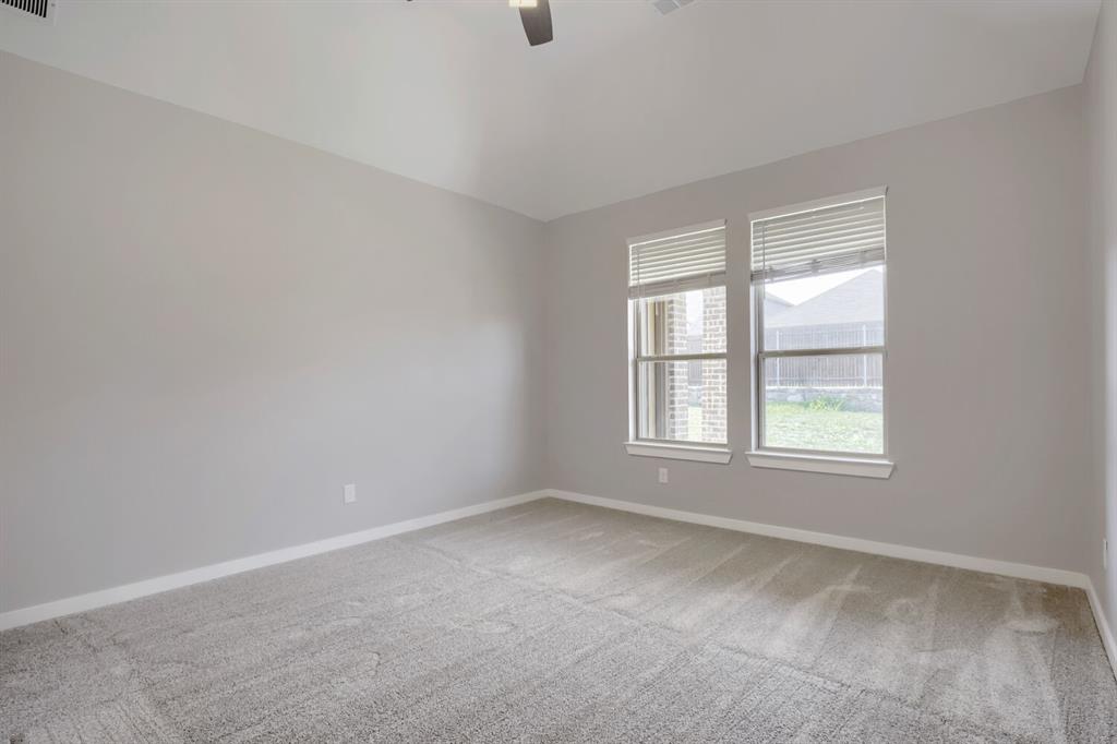 3925 Chesapeake Lane Property Photo 15